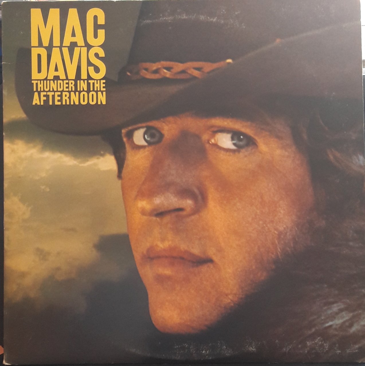 MAC DAVIS - THUNDER IN THE AFTERNOON (1977) - PLAK 2.EL