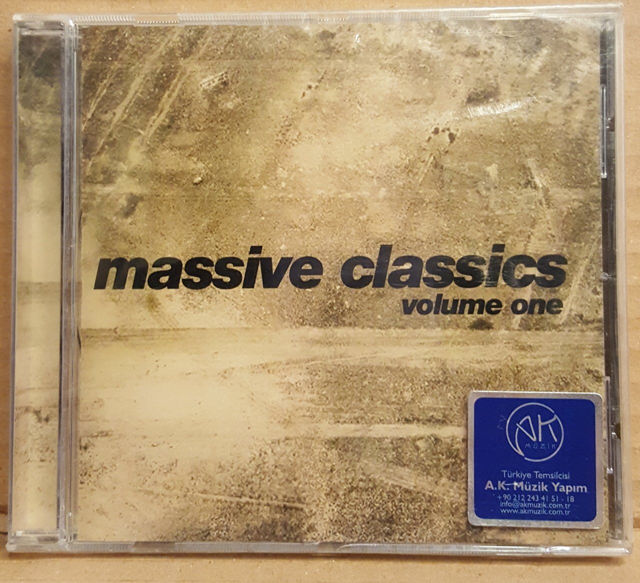 MASSIVE CLASSICS VOLUME ONE - V/A AL GREEN MAHAVISNU ORCHESTRA ISAAC HAYES BILLY COBHAM TOM SCOTT ... (2005) - CD JAZZ SOUL FUNK DUB SIFIR SIFIR