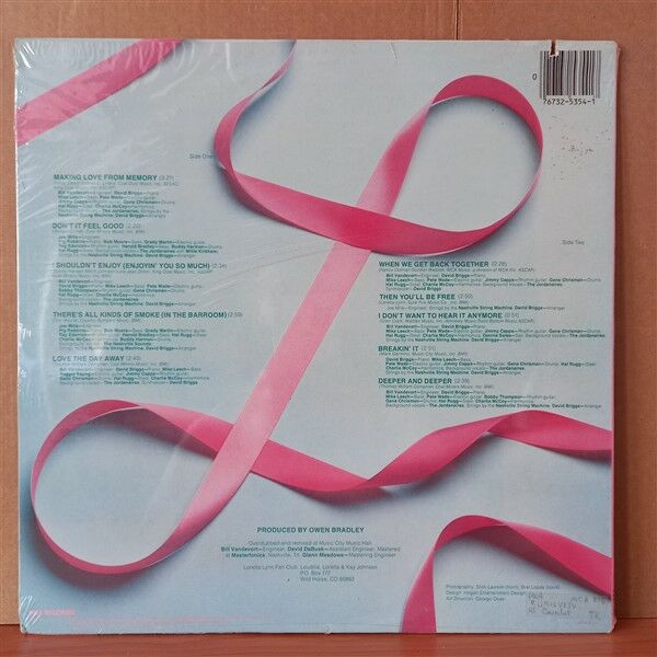 LORETTA LYNN – MAKING LOVE FROM MEMORY (1982) - LP DÖNEM BASKISI SIFIR PLAK