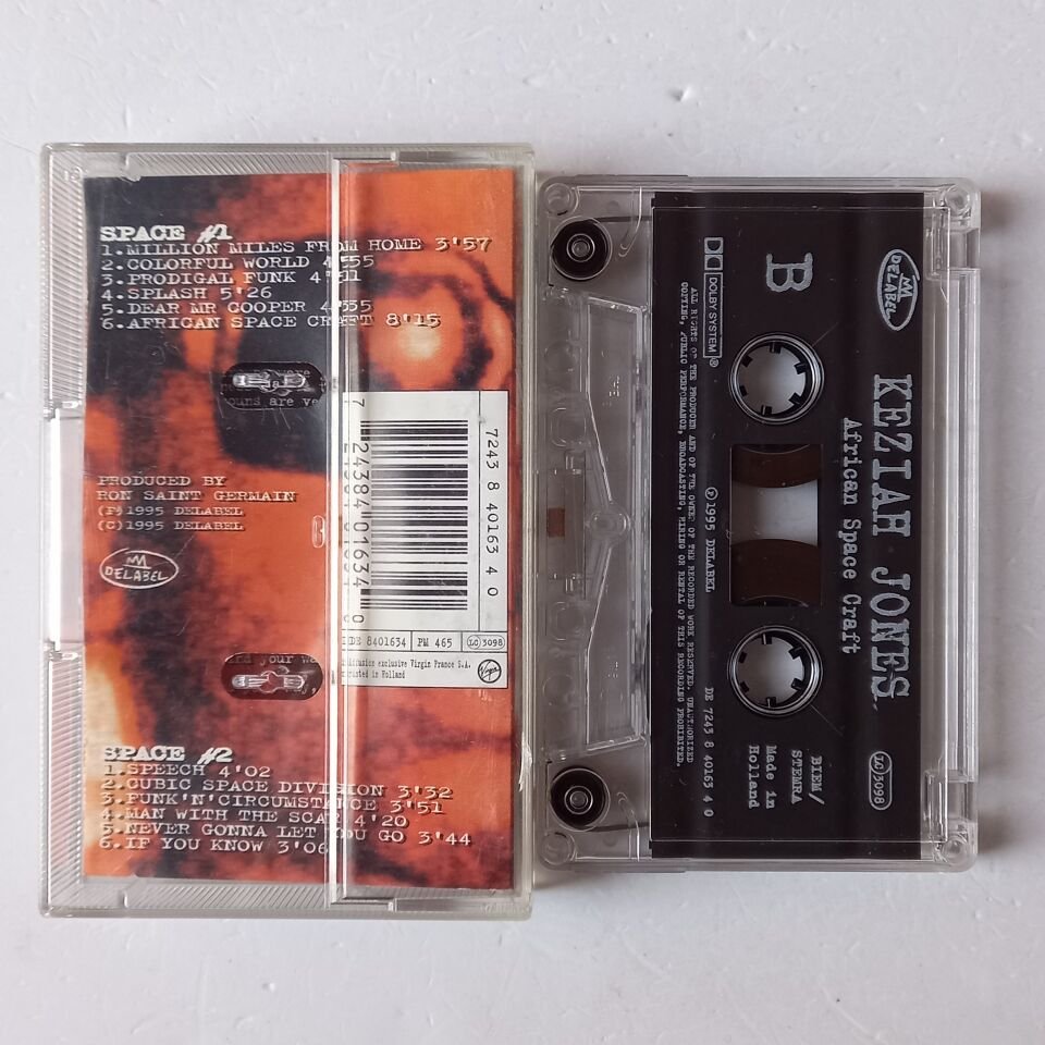 KEZIAH JONES - AFRICAN SPACE CRAFT (1995) - KASET 2.EL