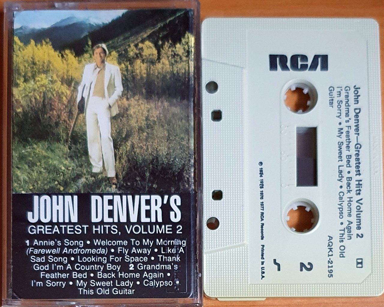 JOHN DENVER'S GREATEST HITS VOLUME 2 - KASET MADE IN USA RCA 2.EL
