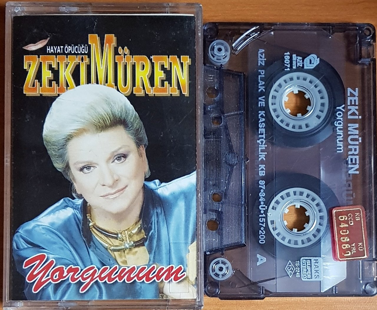 ZEKİ MÜREN - YORGUNUM / AZİZ KASET 2.EL