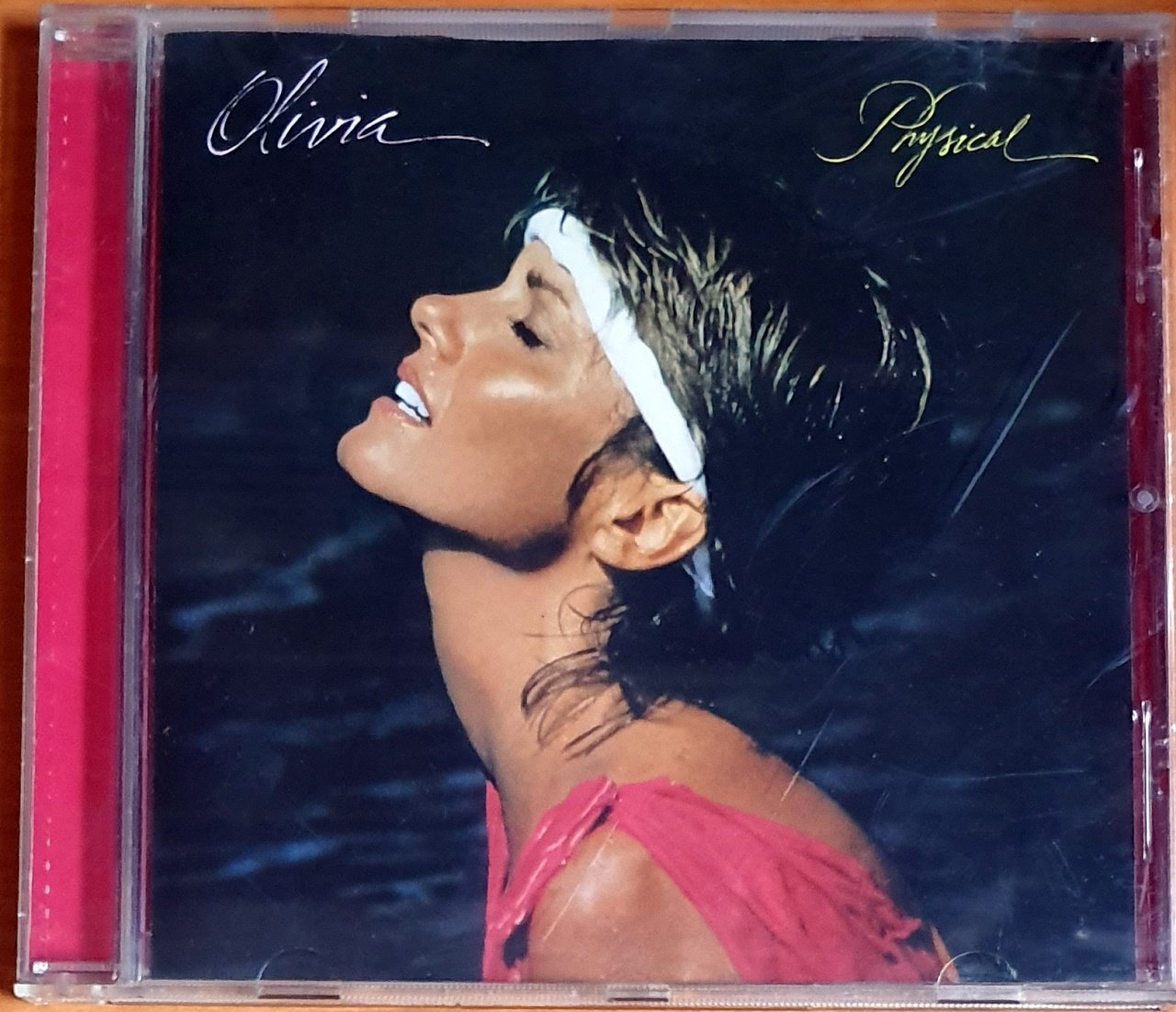 OLIVIA NEWTON JOHN - PHYSICAL (1981) - 2001 MCA RECORDS CD 2.EL
