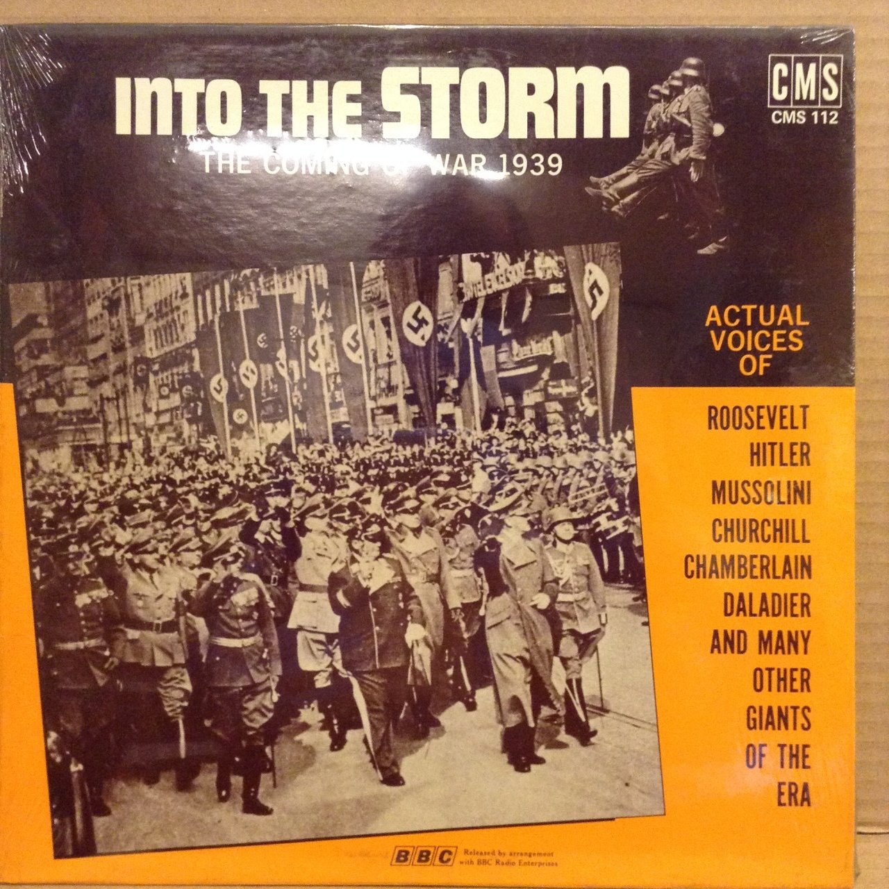 INTO THE STROM THE COMING OF WAR 1939 VOICES OF ROOSEVELT HITLER MUSSOLINI CHURCHILL.. DÖNEM BASKI SIFIR PLAKEL PLAK