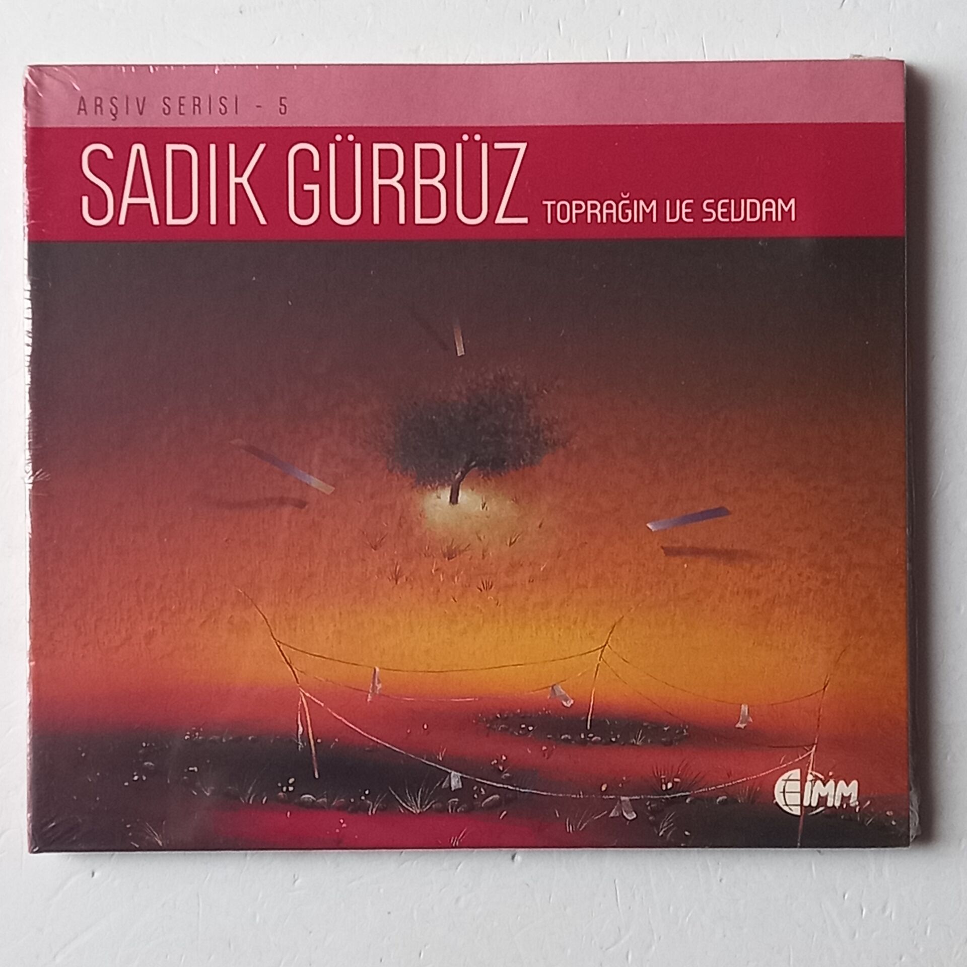 SADIK  GÜRBÜZ - TOPRAĞIM VE SEVDAM / ARŞİV SERİSİ 5 (2007) - CD AMBALAJINDA SIFIR