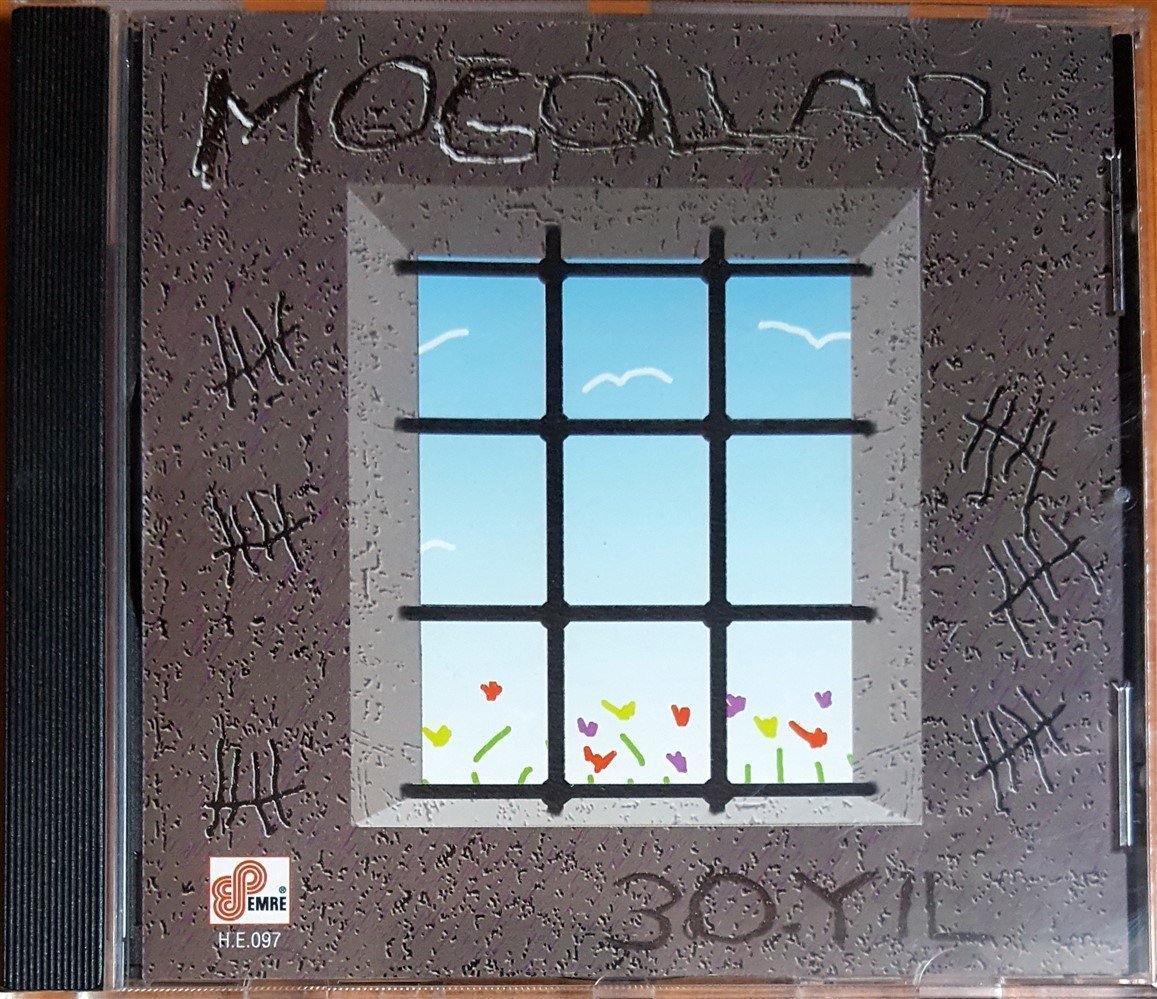 MOĞOLLAR - 30. YIL (1998) EMRE CD 2.EL
