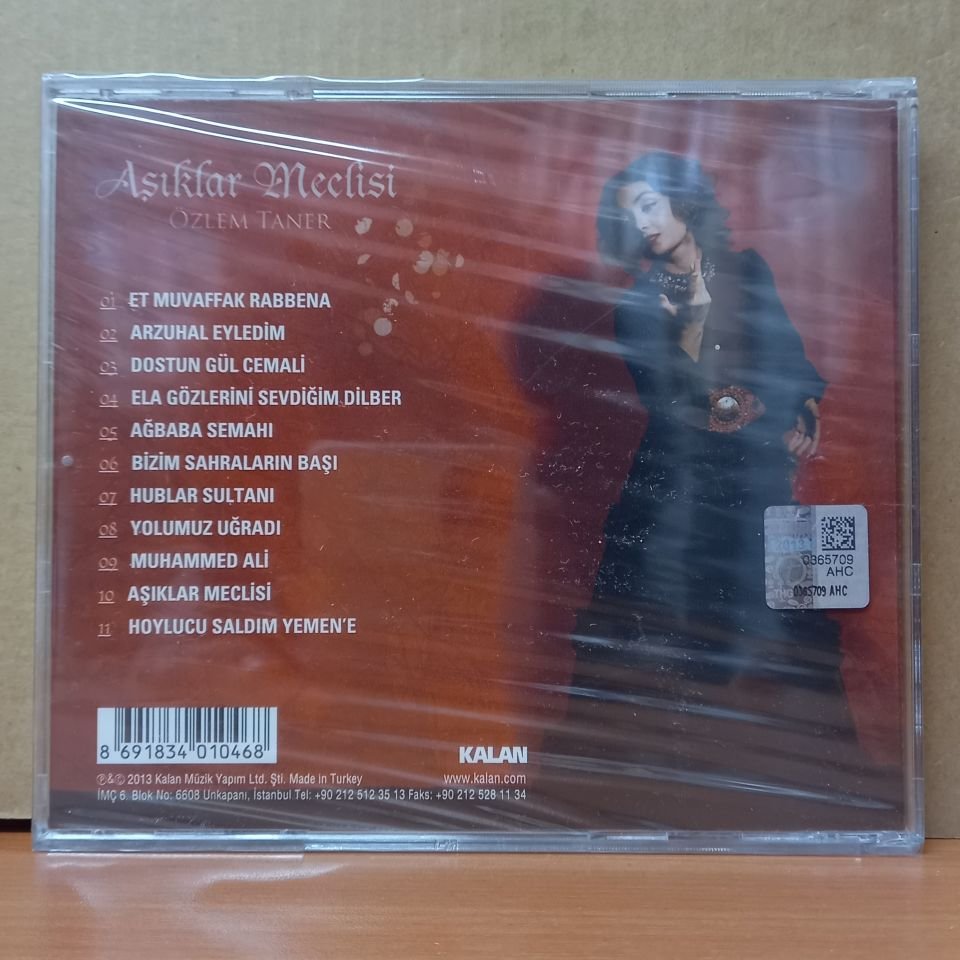 ÖZLEM TANER - AŞIKLAR MECLİSİ (2013) - CD SIFIR