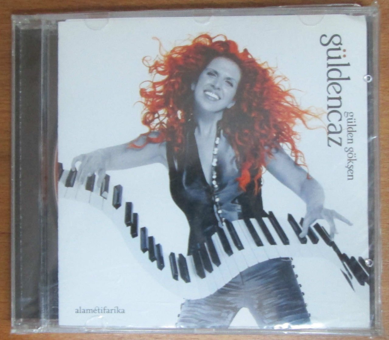 GÜLDEN GÖKŞEN - GÜLDENCAZ - CD 2.EL