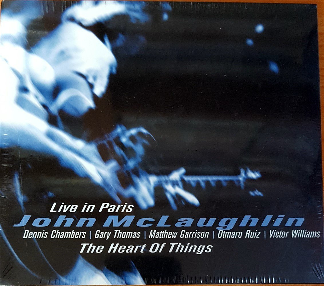 JOHN MCLAUGHLIN - THE HEART OF THINGS: LIVE IN PARIS / DENNIS CHAMBERS, GARY THOMAS, MATTHEW GARRISON, OTMARO RUIZ, VICTOR WILLIAMS (2000) CD SIFIR