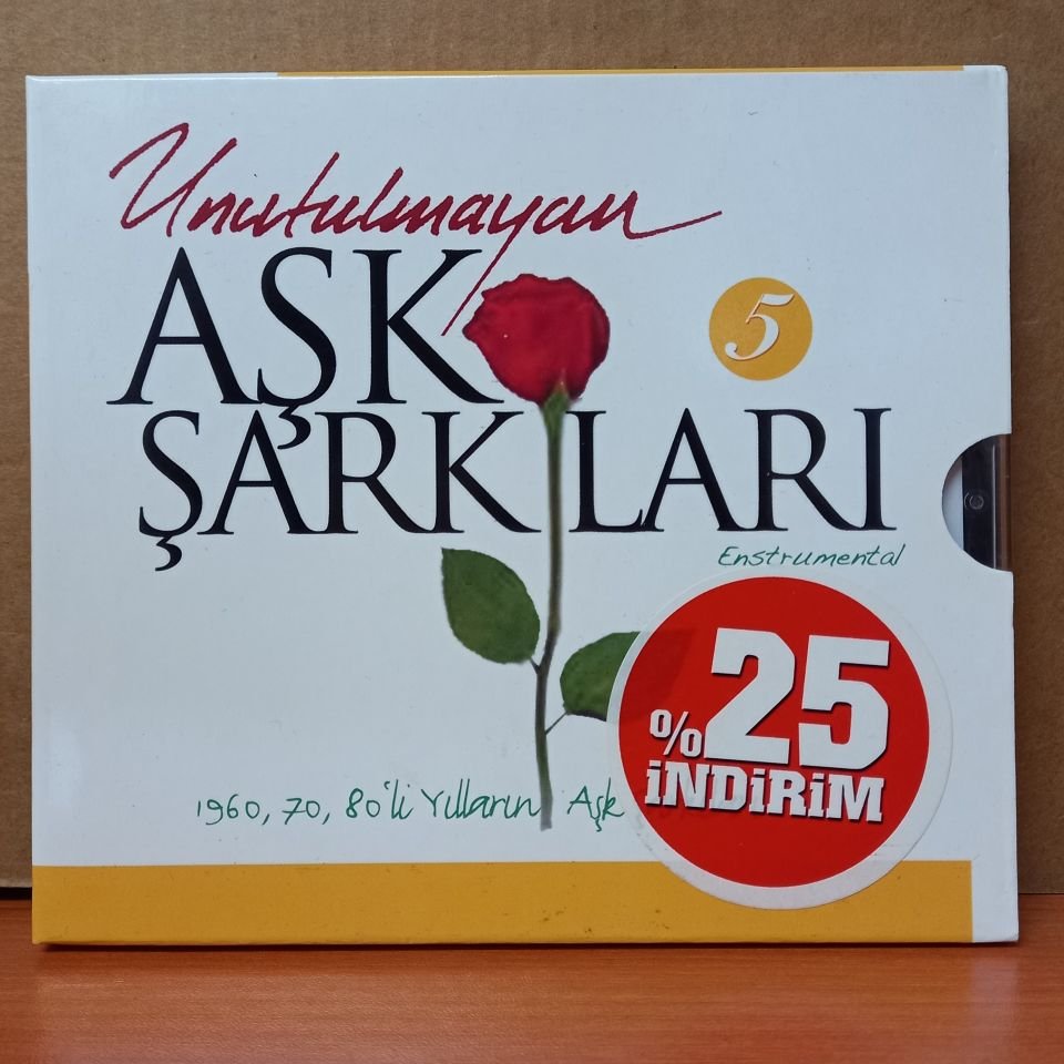 UNUTULMAYAN AŞK ŞARKILARI 5 / DUYDUM Kİ UNUTMUŞSUN, YALANCI YARİM, YALAN DÜNYA, SEVEMEM ARTIK - CD SIFIR