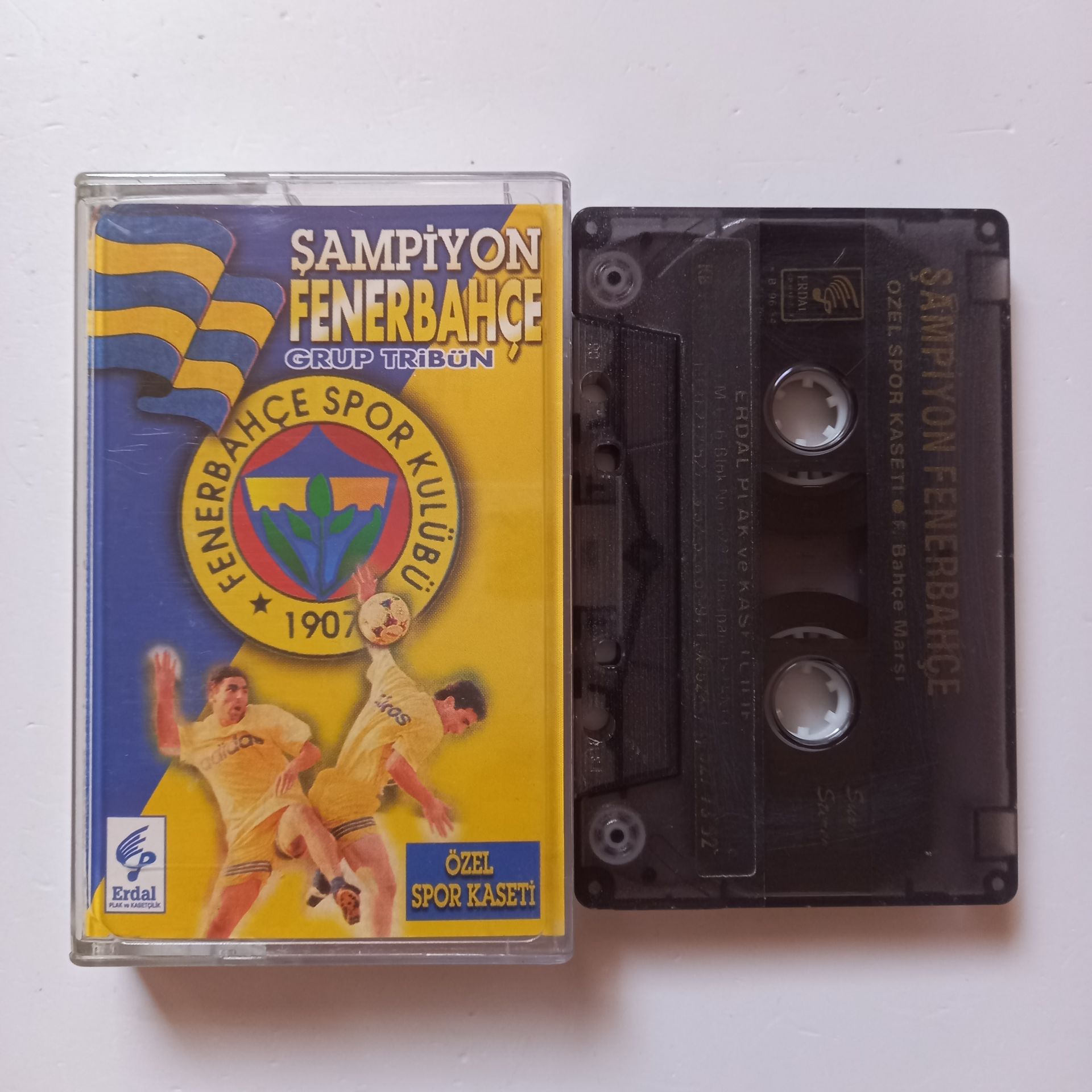 GRUP TRİBÜN - ŞAMPİYON FENERBAHÇE / ÖZEL SPOR KASETİ (1994) - KASET 2.EL