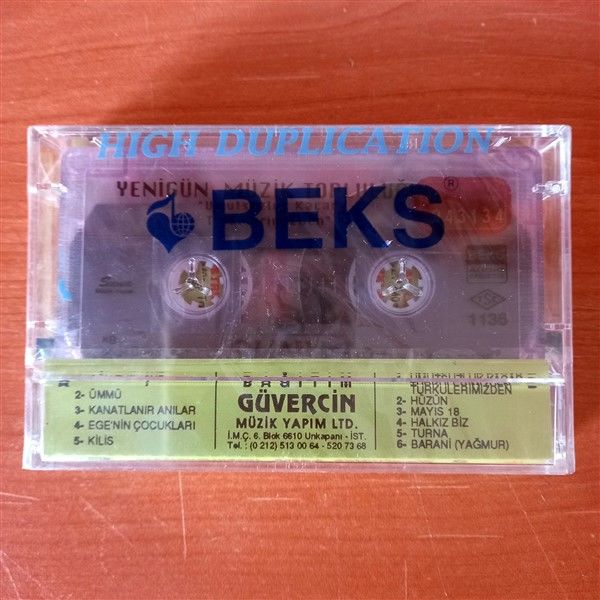 YENİGÜN MÜZİK TOPLULUĞU - UMUTSUZLUK KAÇAR TÜRKÜLERİMİZDEN (1994) - KASET SIFIR