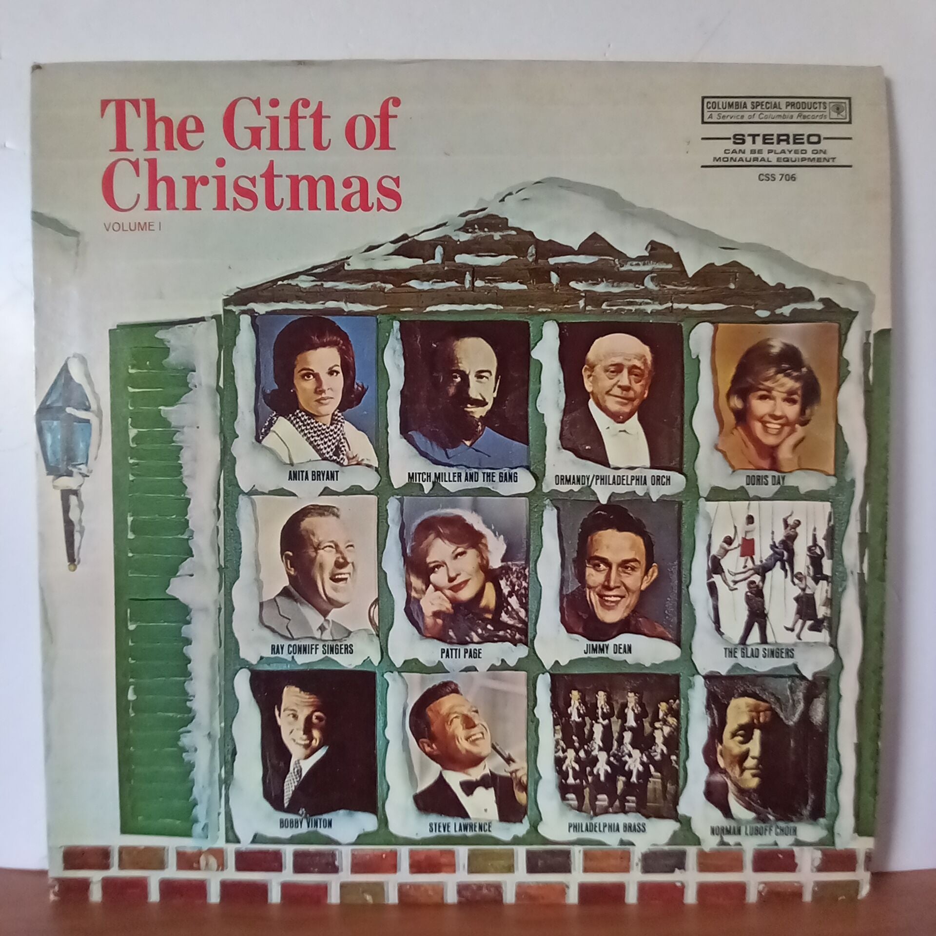 VARIOUS – THE GIFT OF CHRISTMAS VOLUME 1 / ANITA BRYANT, JIMMY DEAN, PATTI PAGE, RAY CONNIFF SINGERS, BOBBY VINTON (1972) - LP 2.EL PLAK