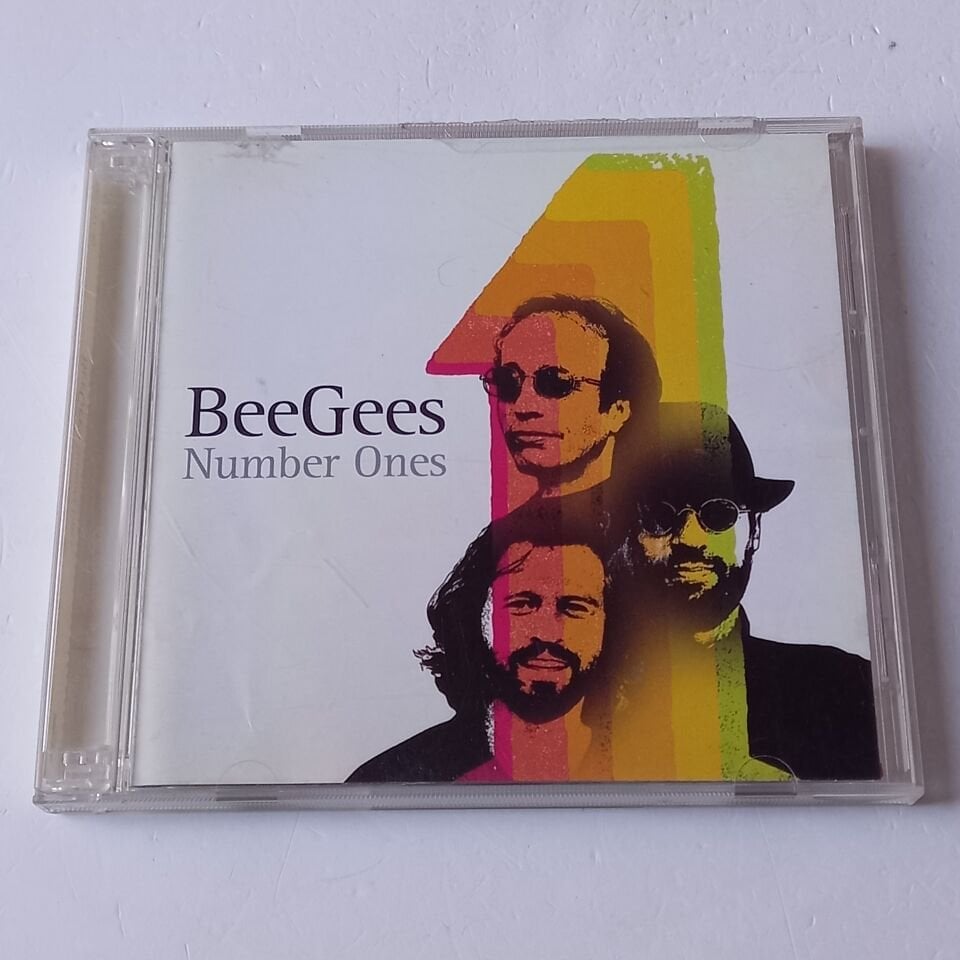 BEE GEES – NUMBER ONES (2004) - CD + DVD 2.EL