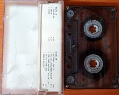 GRACE JONES - FAME CASSETTE MADE IN INDONESIA ''USED''