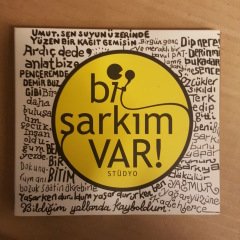 Bİ ŞARKIM VAR / STÜDYO - BARIŞ UĞUR BAŞAK YAVUZ EMRE AKBAY FULYA ÖZLEM (2016) - CD 2.EL