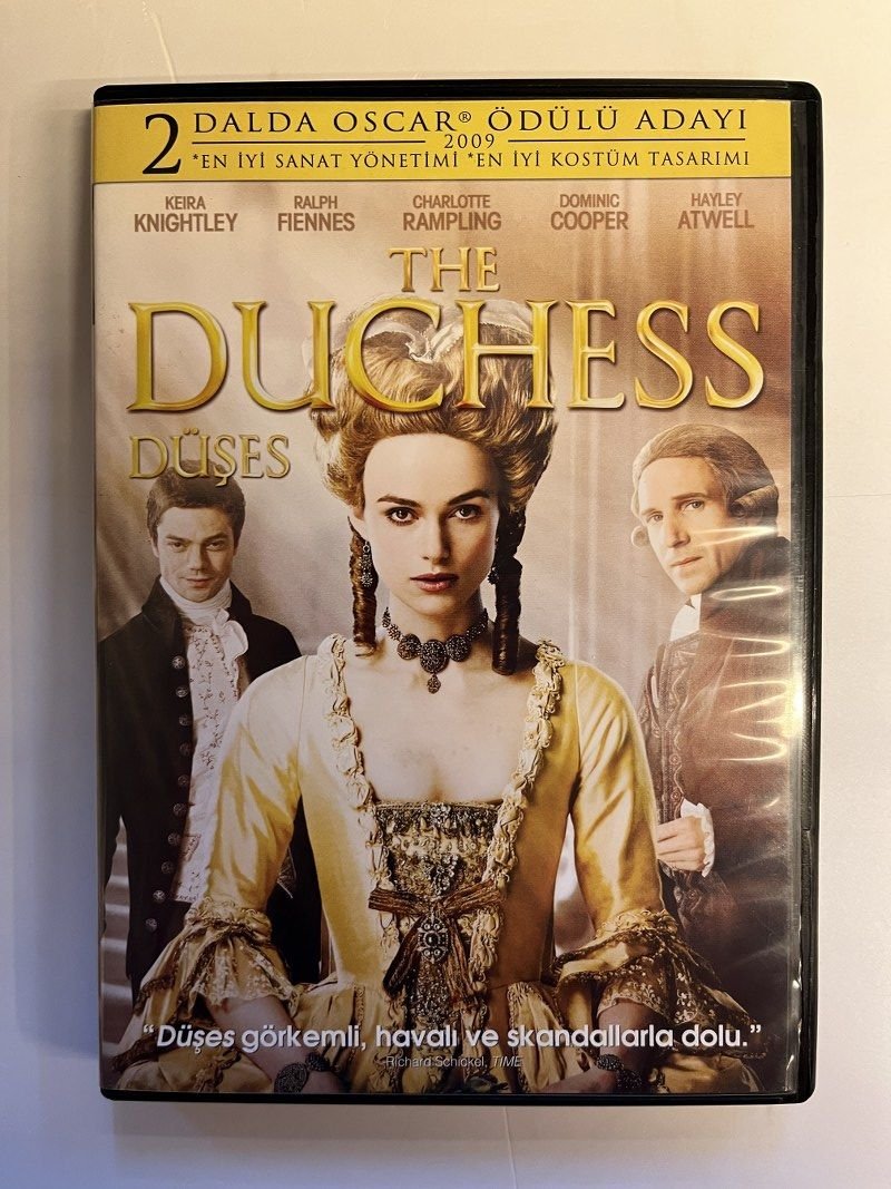 DÜŞES - THE DUCHESS - KEIRA KNIGHTLEY - RALP FIENNES - CHARLOTTE RAMPLING - DVD 2.EL