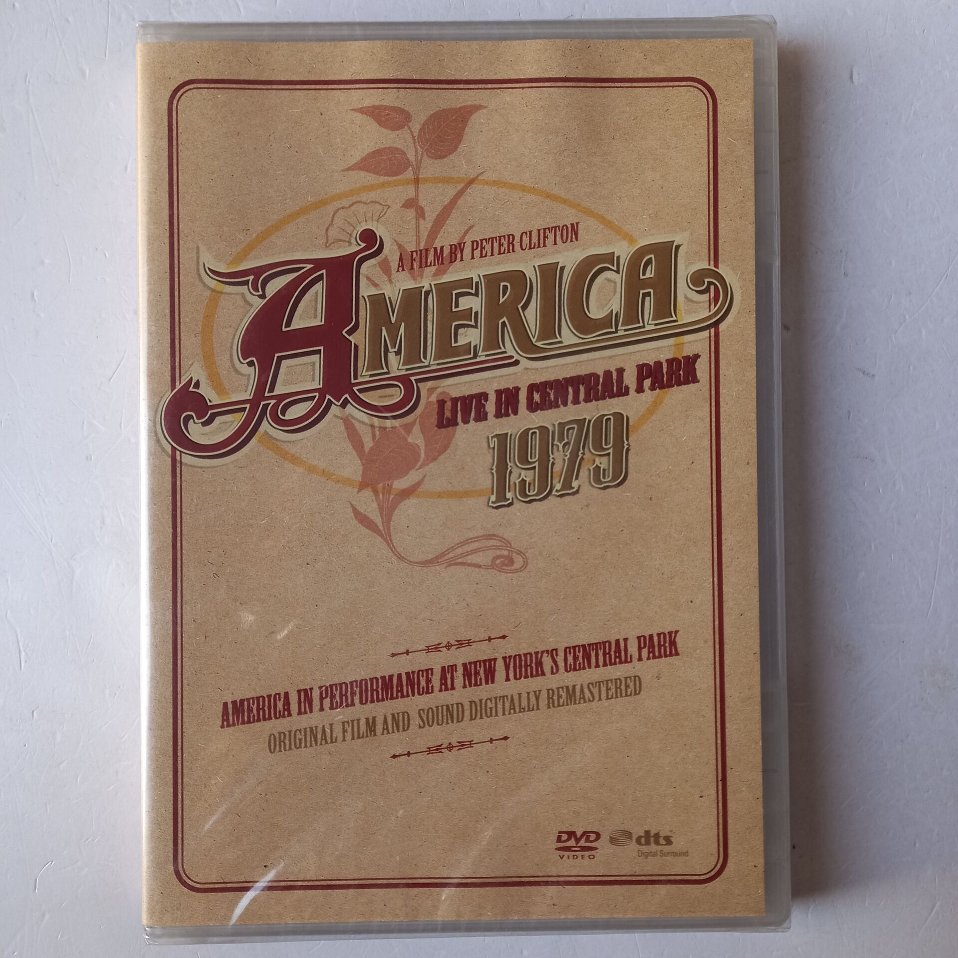 AMERICA – LIVE IN CENTRAL PARK 1979 (2008) - DVD AMBALAJINDA SIFIR