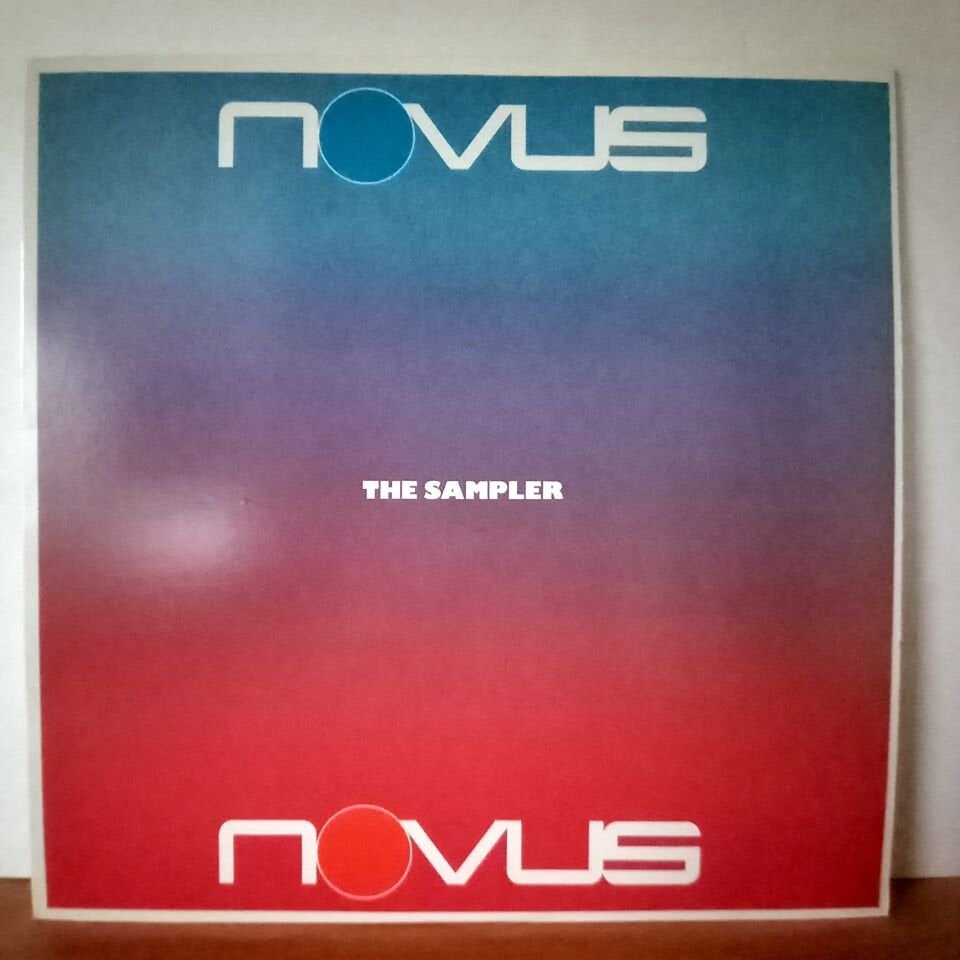 VARIOUS – NOVUS THE SAMPLER / JAMES MOODY, LIZ STROY, NIGHT ARK, JUAN MARTIN, ADAM MAKOWICZ (1986) - LP 2.EL PLAK