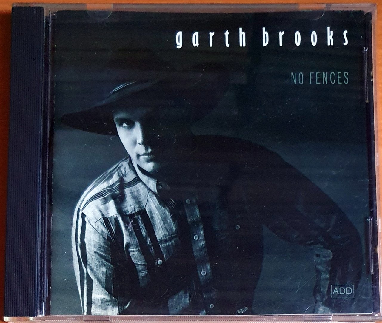 GARTH BROOKS - NO FENCES (1990) - CD 2.EL