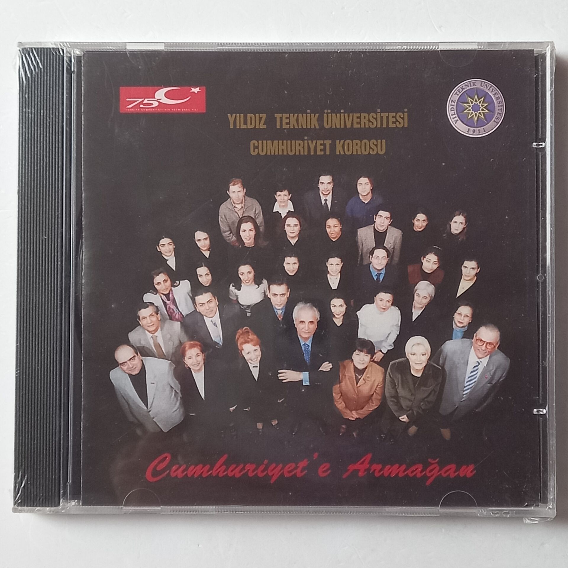 YILDIZ TEKNİK ÜNİVERSİTESİ CUMHURİYET KOROSU - CUMHURİYET\'E ARMAĞAN - CD AMBALAJINDA SIFIR
