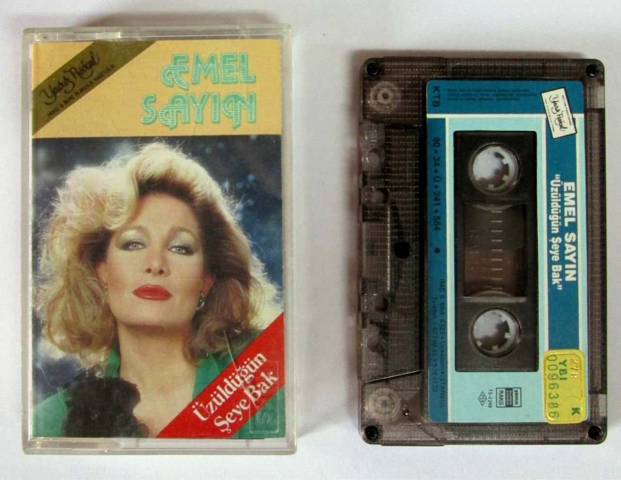 EMEL SAYIN - ÜZÜLDÜĞÜN ŞEYE BAK KASET 2.EL