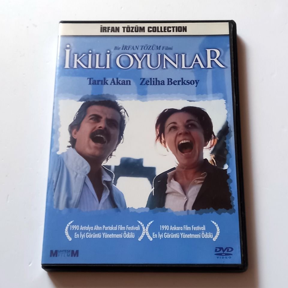 İKİLİ OYUNLAR - TARIK AKAN, ZELİHA BERKSOY - YÖN.: İRFAN TÖZÜM - DVD 2.EL