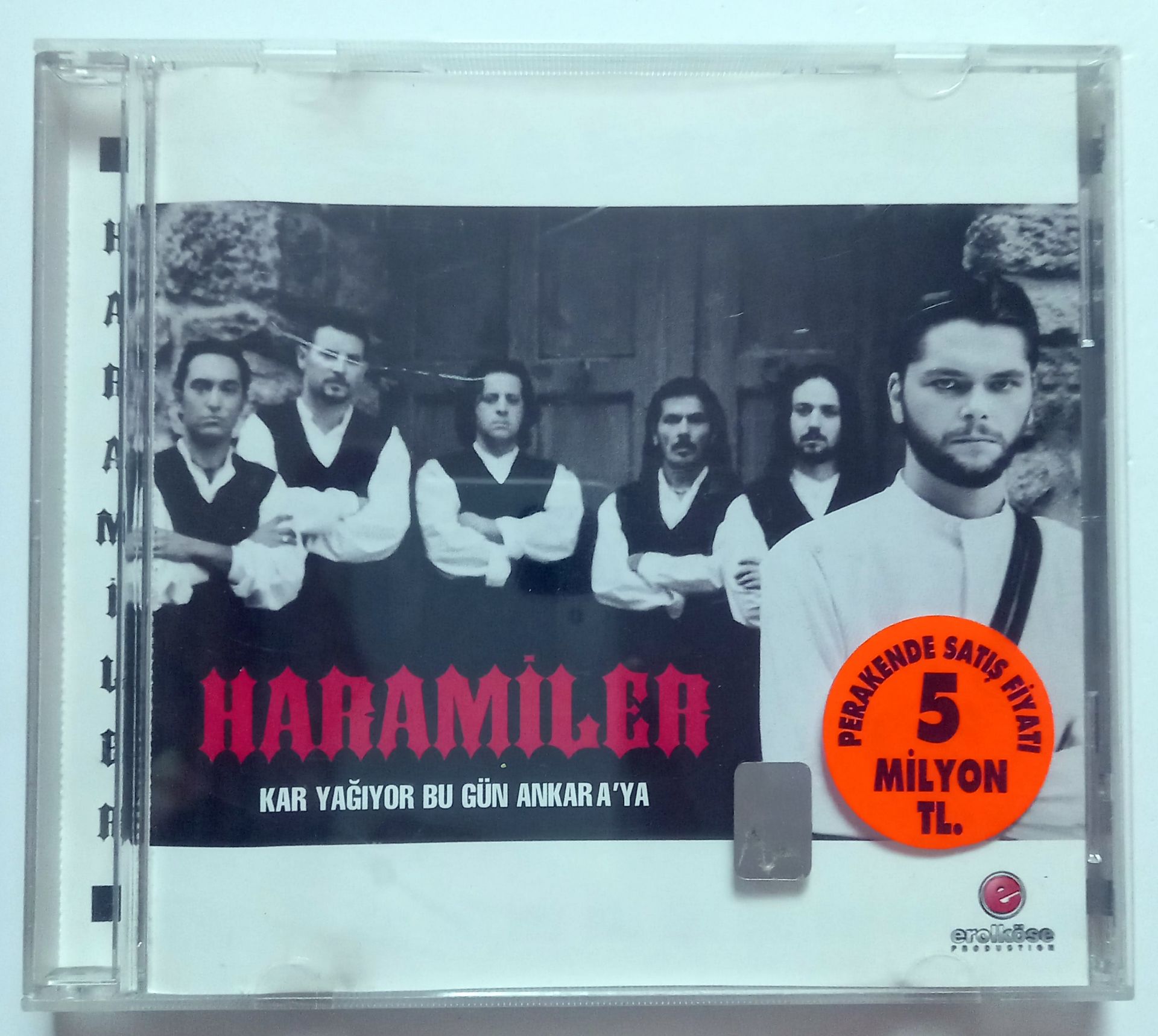 HARAMİLER – KAR YAĞIYOR BU GÜN ANKARA\'YA (2002) - CD 2.EL