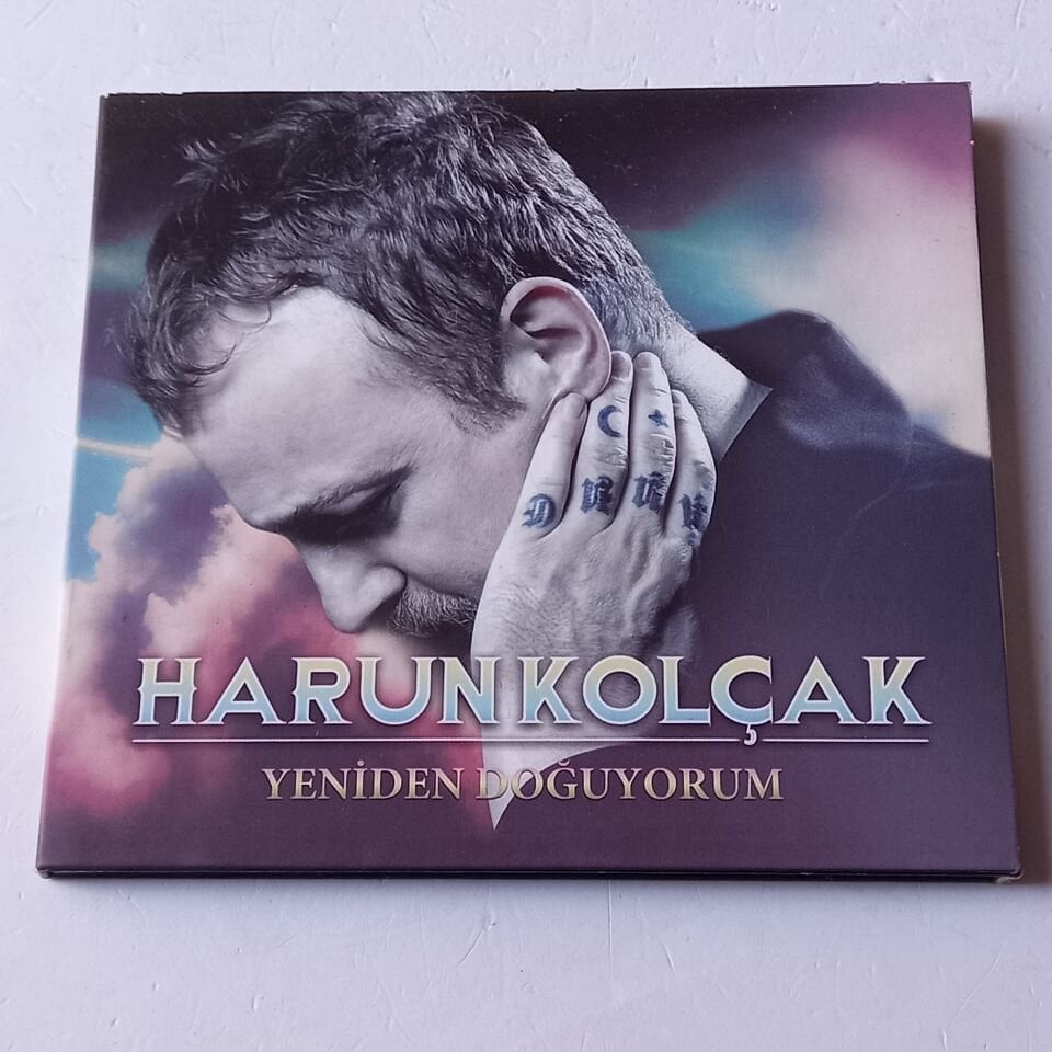 HARUN KOLÇAK – YENİDEN DOĞUYORUM (2012) - İSME İMZALI CD DIGIPAK 2.EL