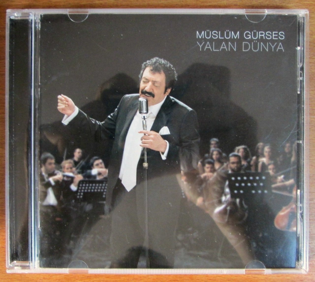 MÜSLÜM GÜRSES - YALAN DÜNYA - CD 2.EL