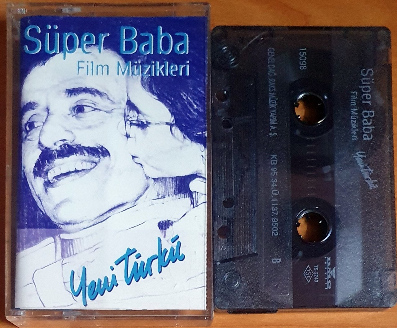 SÜPER BABA FİLM MÜZİKLERİ / YENİ TÜRKÜ (1995) - KASET 2.EL