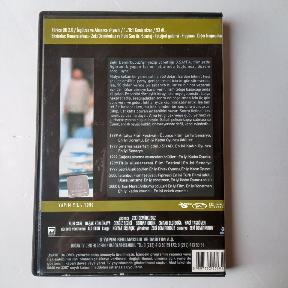 ÜÇÜNCÜ SAYFA - BAŞAK KÖKLÜKAYA - RUHİ SARI - SERDAR ORÇİN - ZEKİ DEMİRKUBUZ - DVD 2.EL