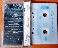 IAN GILLAN - TOOLBOX (1991) MMY CASSETTE MADE IN TURKEY ''USED''