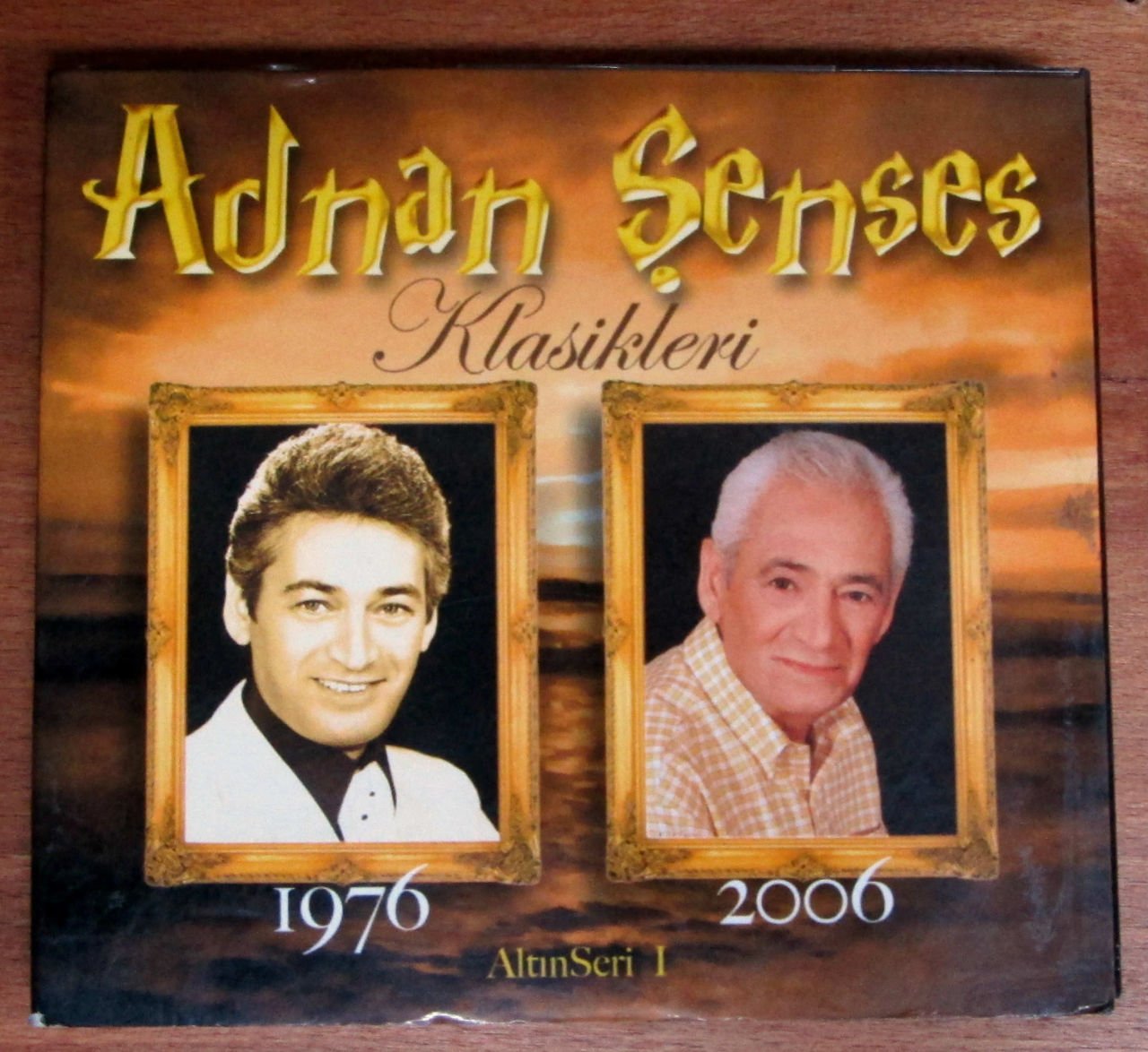 ADNAN ŞENSES KLASİKLERİ 1976-2006 - 2CD 2.EL