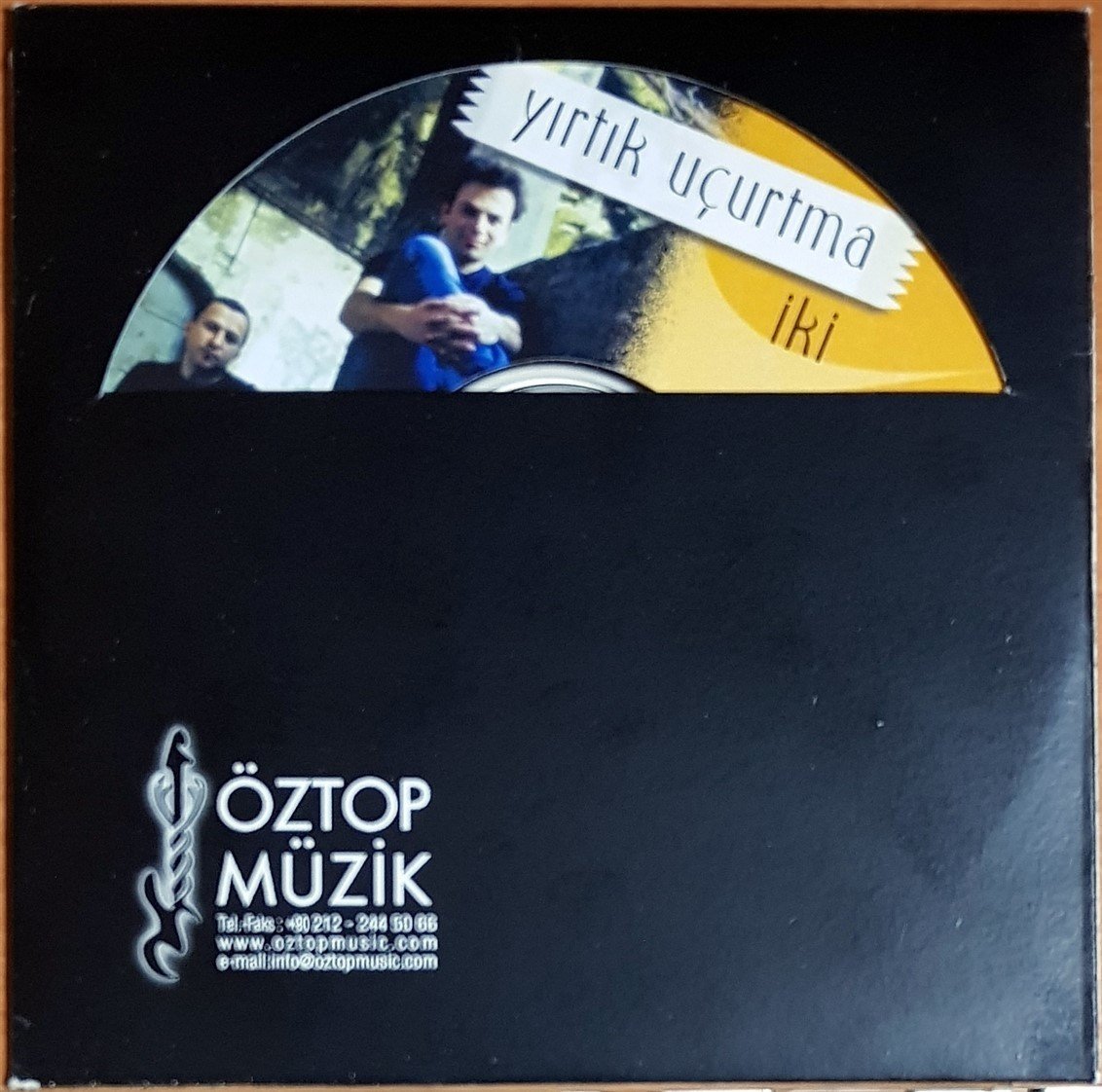 YIRTIK UÇURTMA - İKİ (2007) ÖZTOP MÜZİK PROMO CDR 2.EL