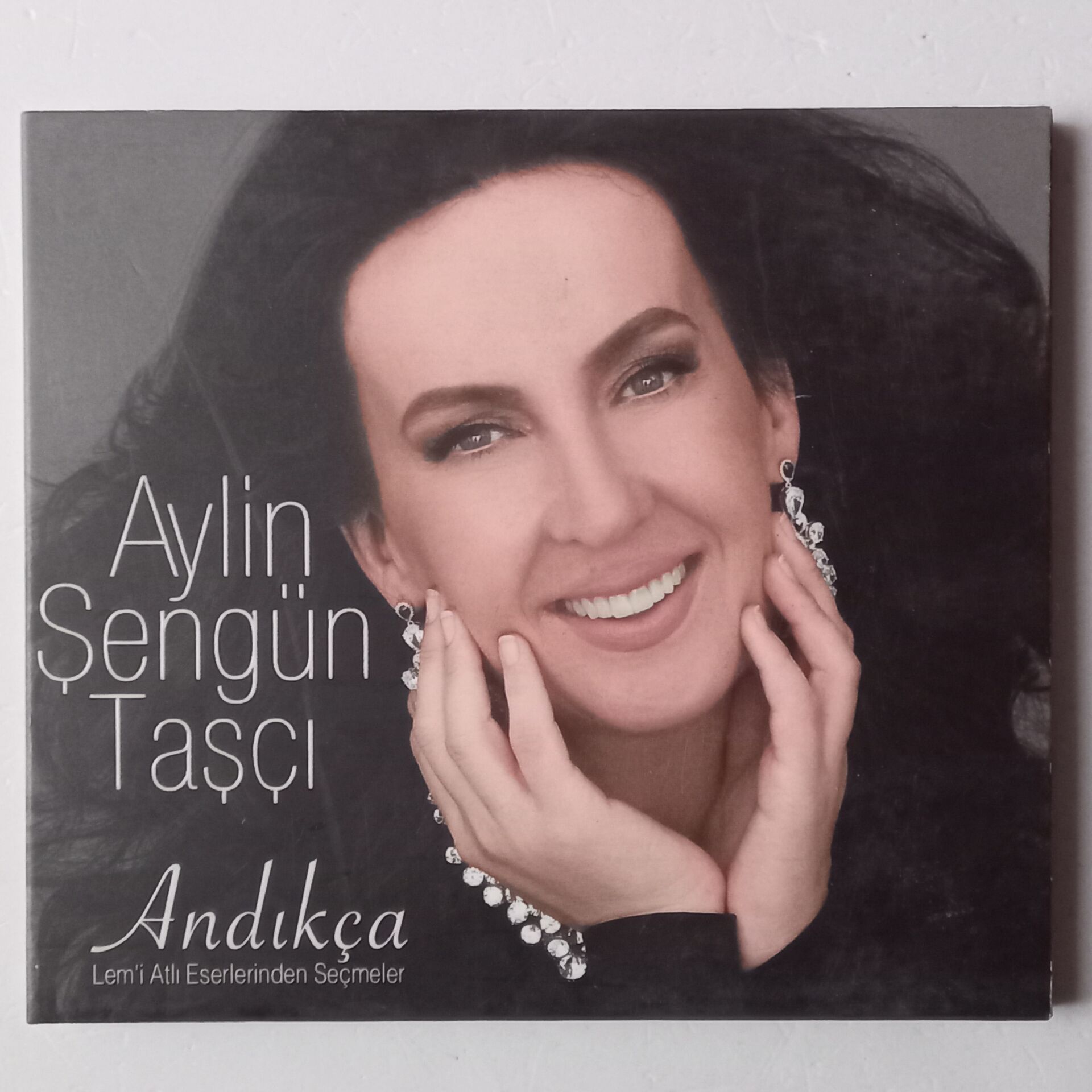 AYLİN ŞENGÜN TAŞÇI – ANDIKÇA (2017) - CD DIGIPAK 2.EL