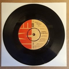 ENGELBERT HUMPERDINCK - LOVER'S HOLIDAY / LOOK AT ME (1977) - 7'' 45 DEVİR SINGLE PLAK