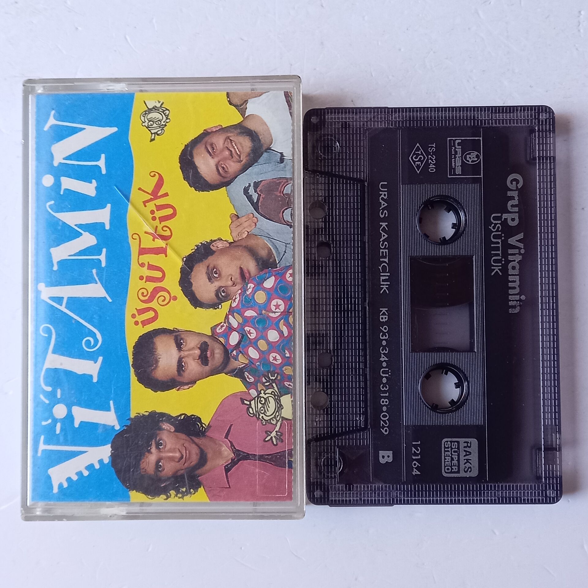 GRUP VİTAMIN – ÜŞÜTTÜK (1993) - KASET 2.EL