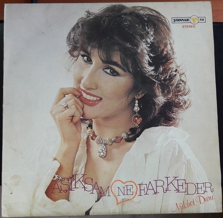 NÜKHET DURU - AŞIKSAM NE FARKEDER - 2.EL PLAK