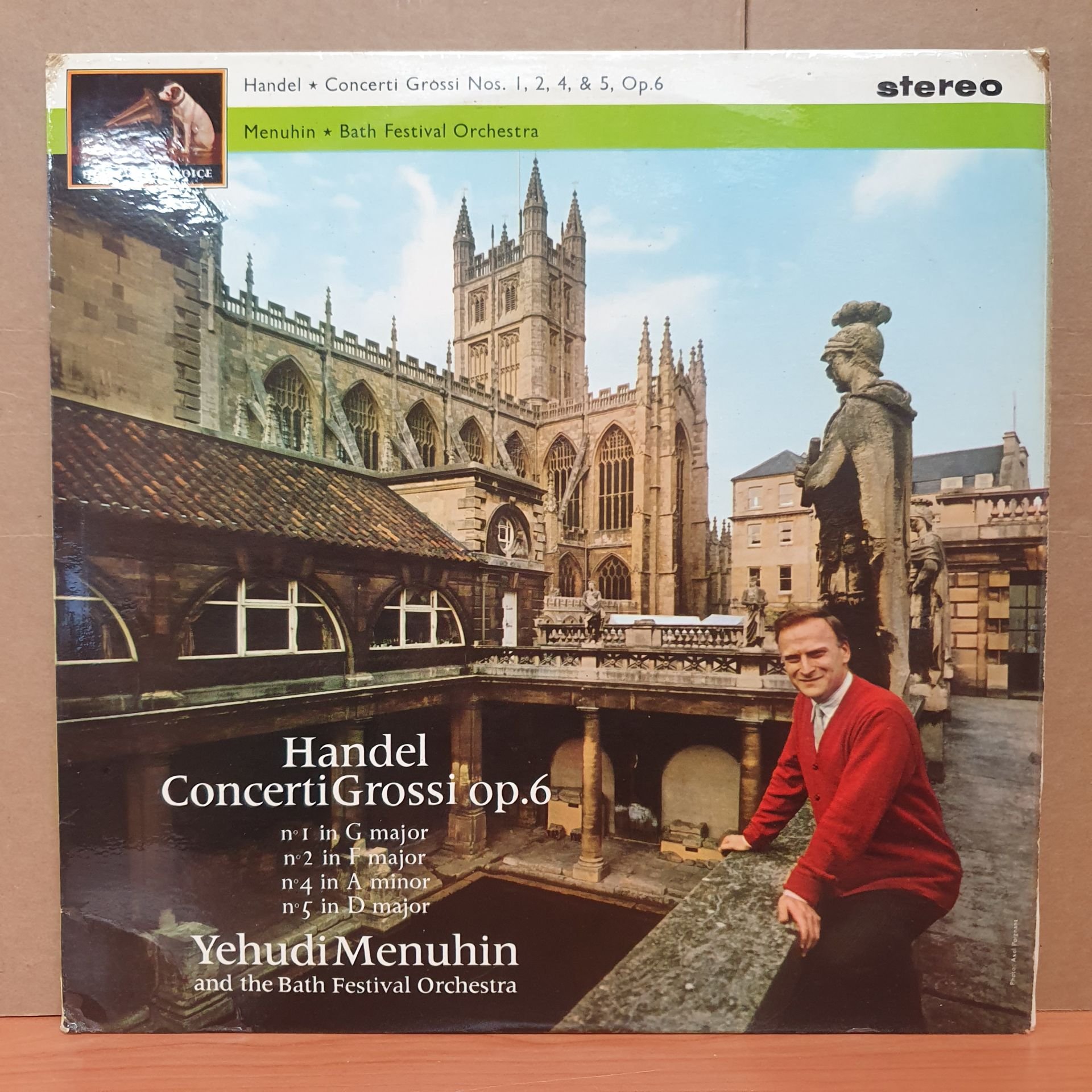 HANDEL: CONCERTI GROSSI OP.6, NO 1 IN G MAJOR, NO 2 IN F MAJOR, NO 4 IN A MINOR, NO 5 IN D MAJOR / YEHUDI MENUHIN, BATH FESTIVAL ORCHESTRA (1964) - LP 2.EL PLAK