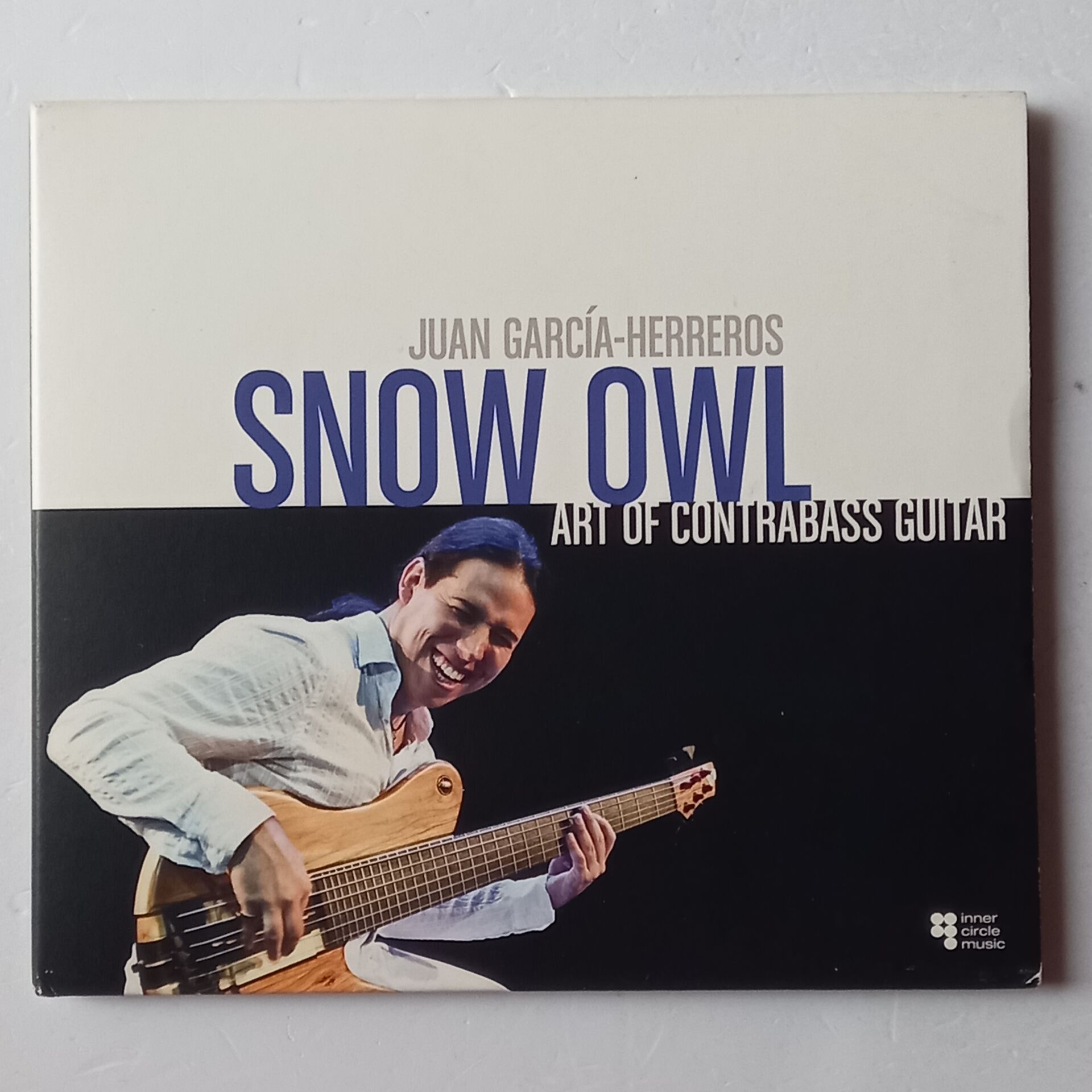 SNOW OWL – ART OF CONTRABASS GUITAR (2010)  - CD DIGIPAK 2.EL