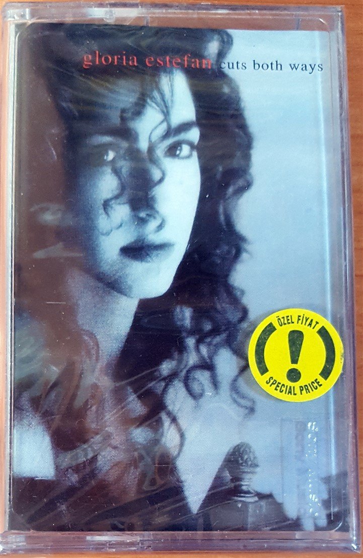 GLORIA ESTEFAN - CUTS BOTH WAYS KASET SIFIR