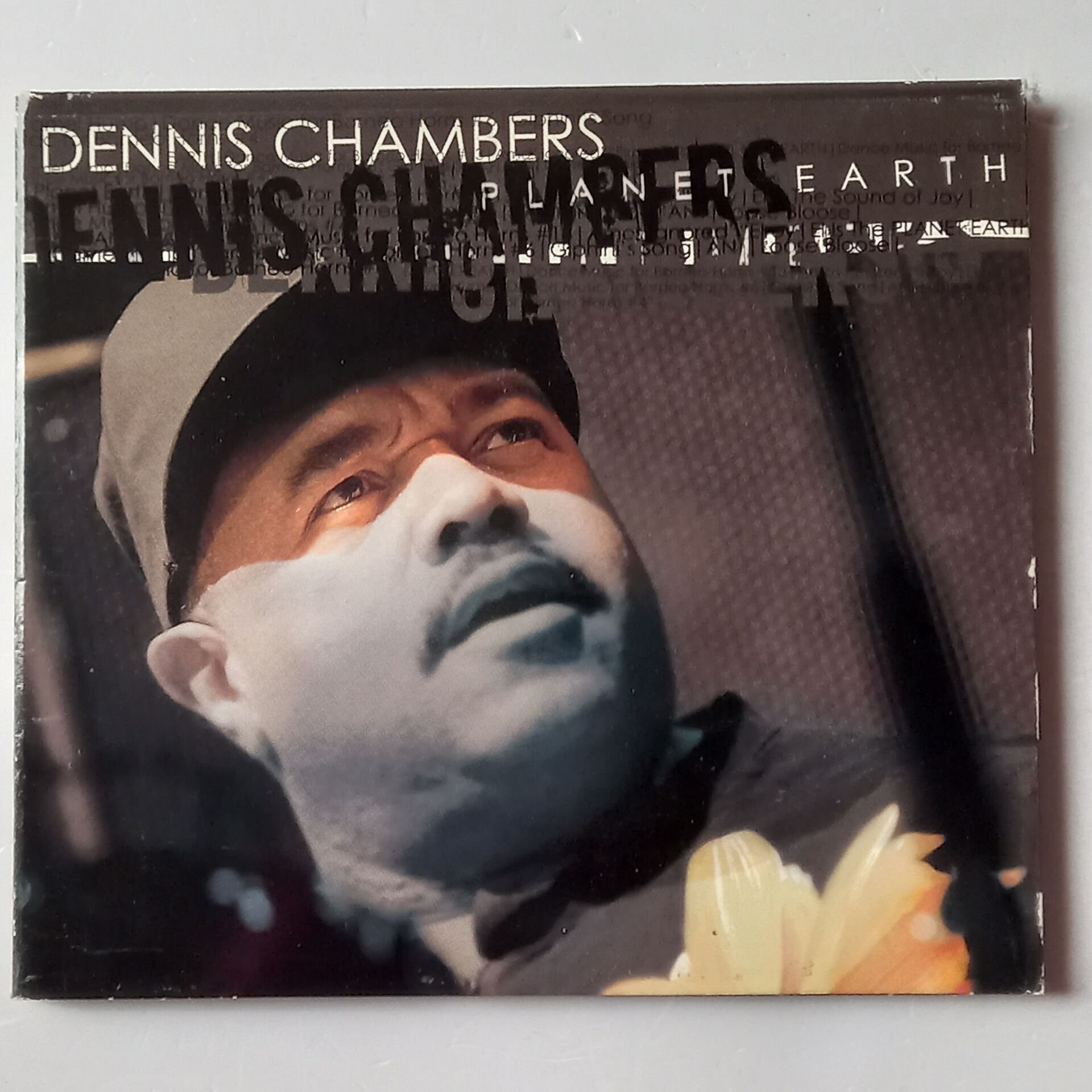DENNIS CHAMBERS – PLANET EARTH (2005)  - CD 2.EL