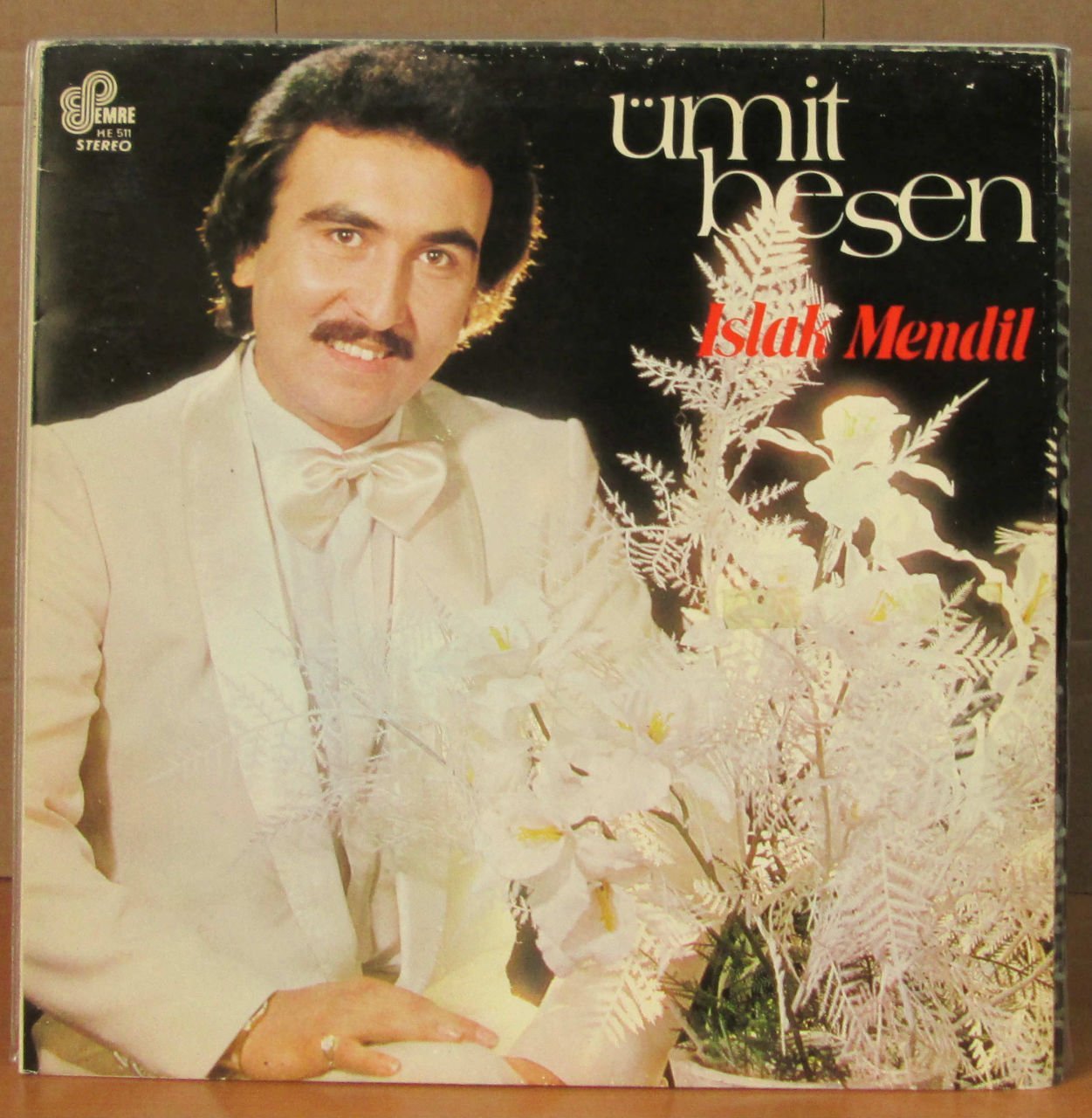 ÜMİT BESEN - ISLAK MENDİL - LP 2.EL