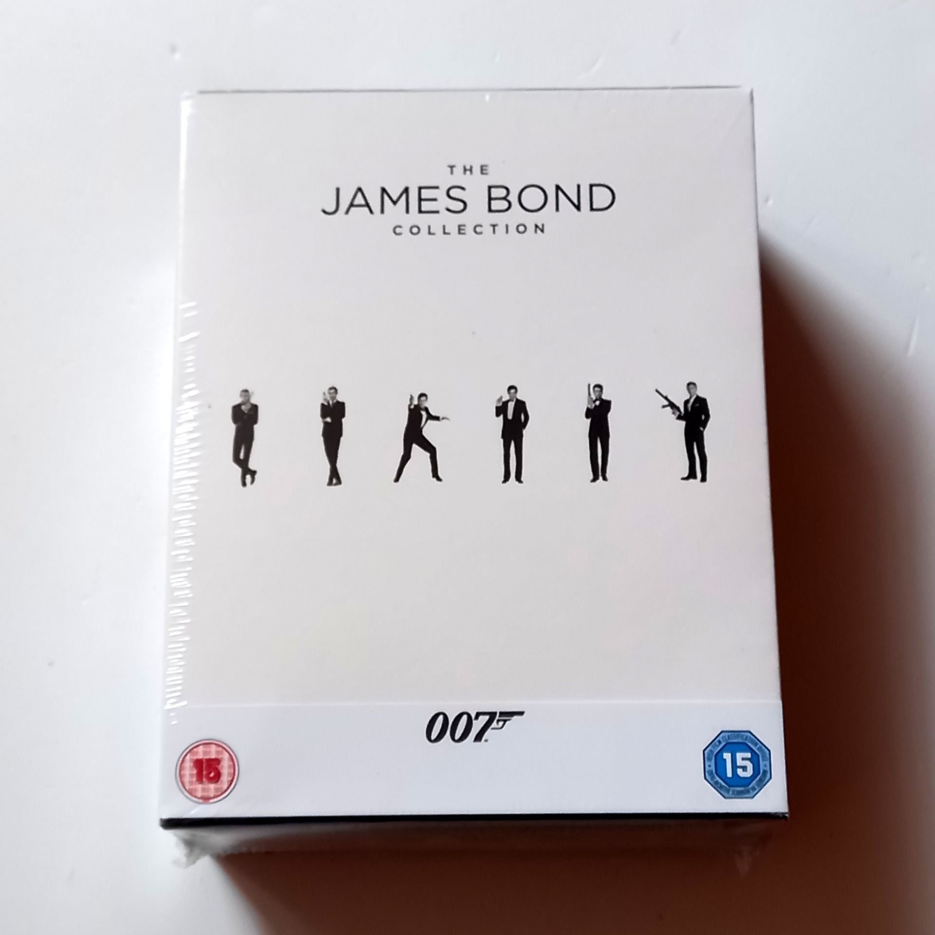 THE JAMES BOND COLLECTION - 24BLU-RAY SLIPCASE 24-DISC SET AMBALAJINDA SIFIR TÜRKÇE ALTYAZI YOKTUR