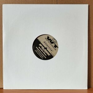 PLUX FEATURING GEORGIA JONES – OVER & OVER / FANTASY (1995) - 12'' 45RPM MAXI SINGLE KIRMIZI 2.EL PLAK