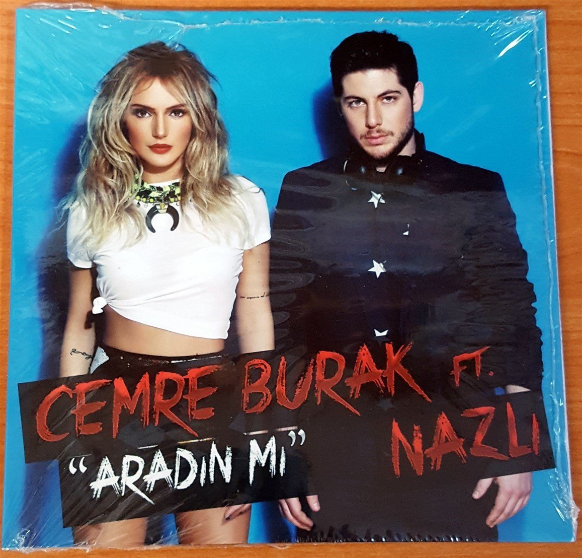 CEMRE BURAK FT. NAZLI - ARADIN MI SINGLE CD SIFIR