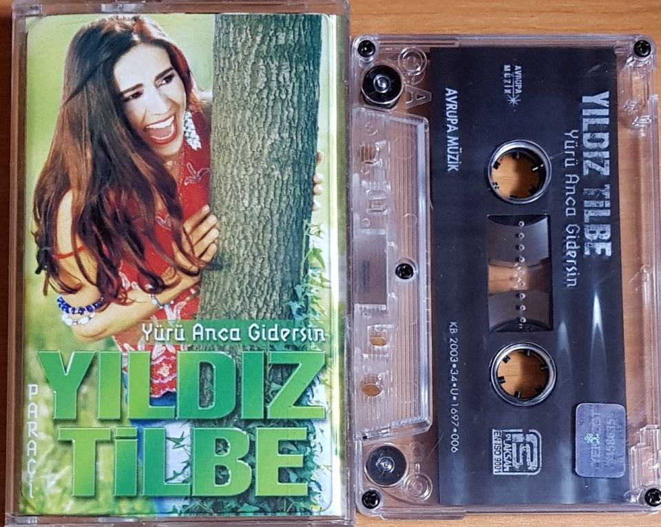 YILDIZ TİLBE - YÜRÜ ANCA GİDERSİN (2003) AVRUPA MÜZİK KASET 2.EL