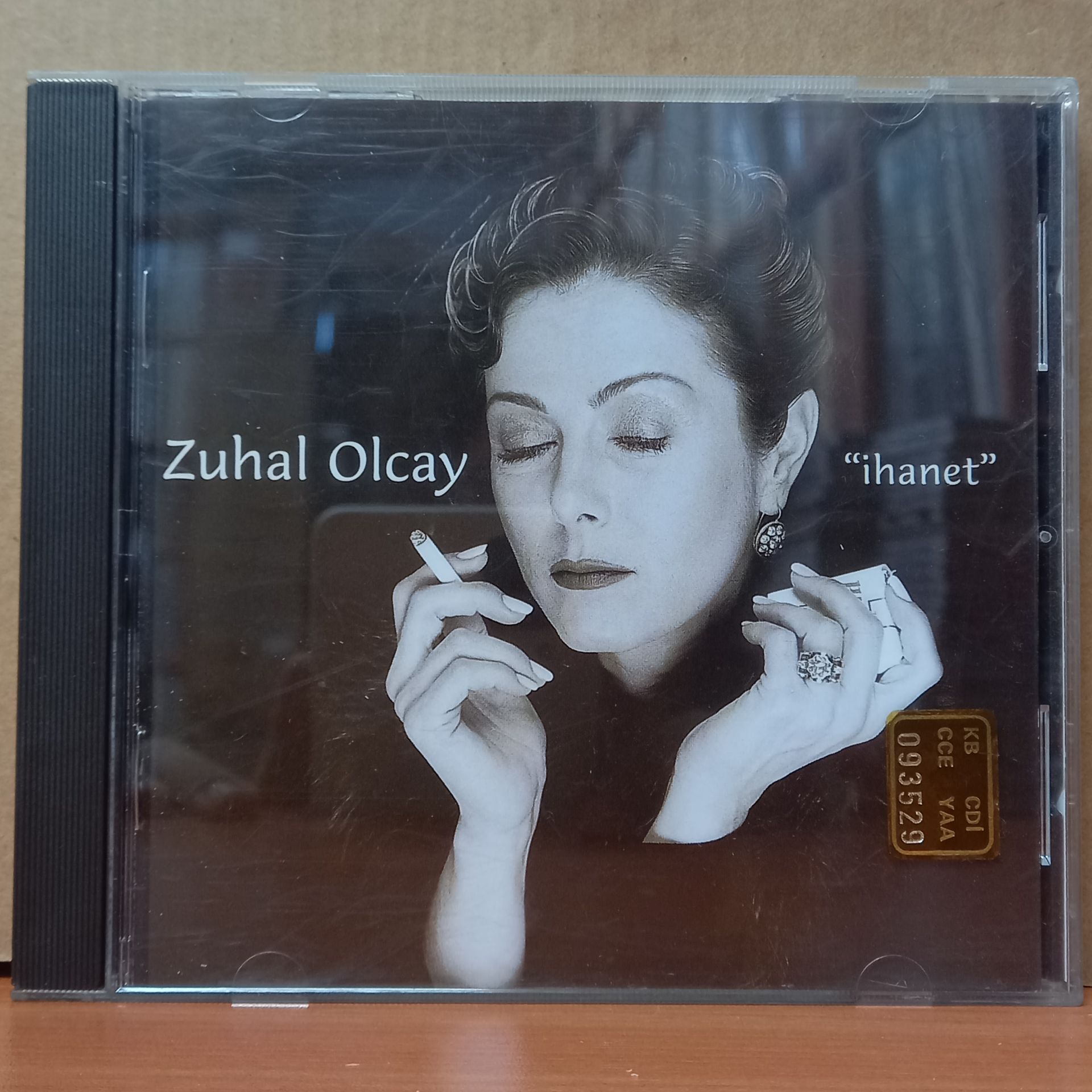 ZUHAL OLCAY - İHANET - CD 2.EL