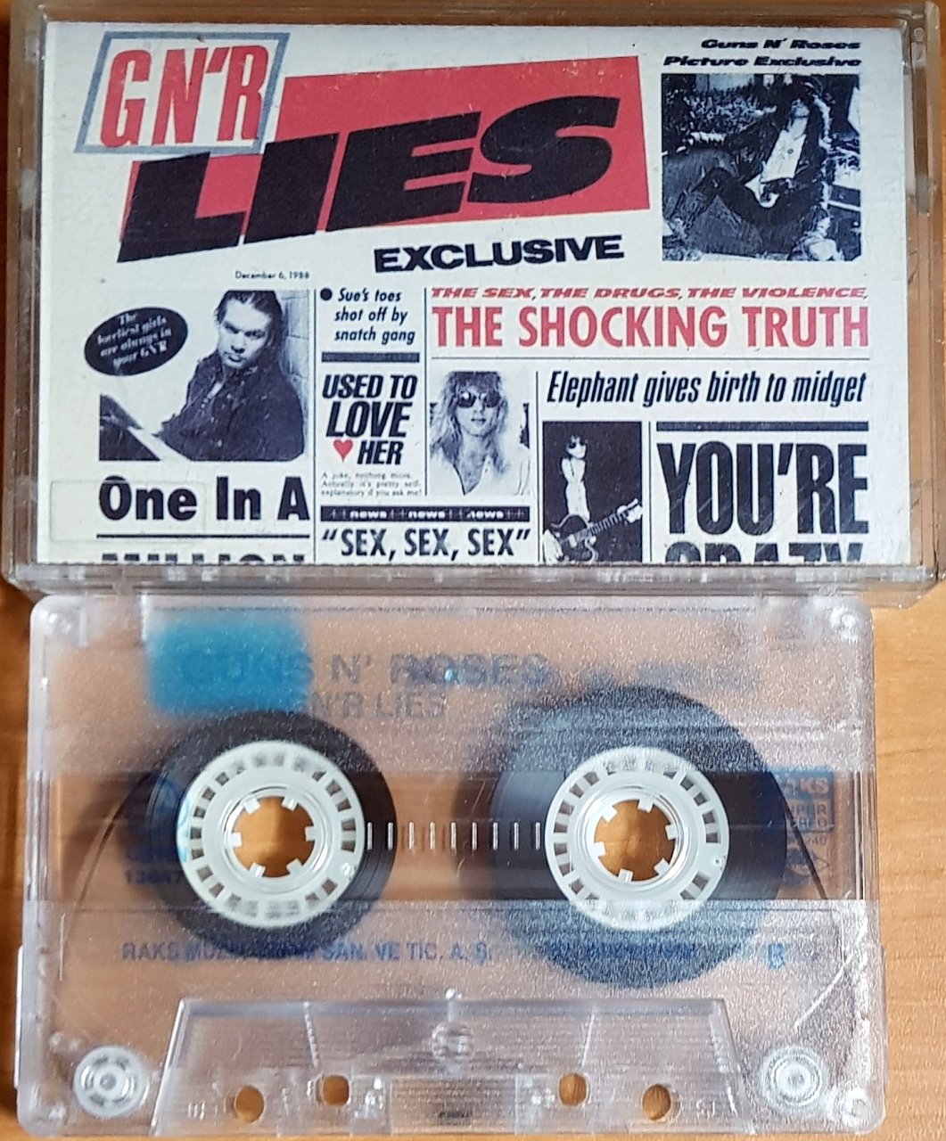 GUNS N' ROSES - GN'R LIES (1994) RAKS KASET 2.EL